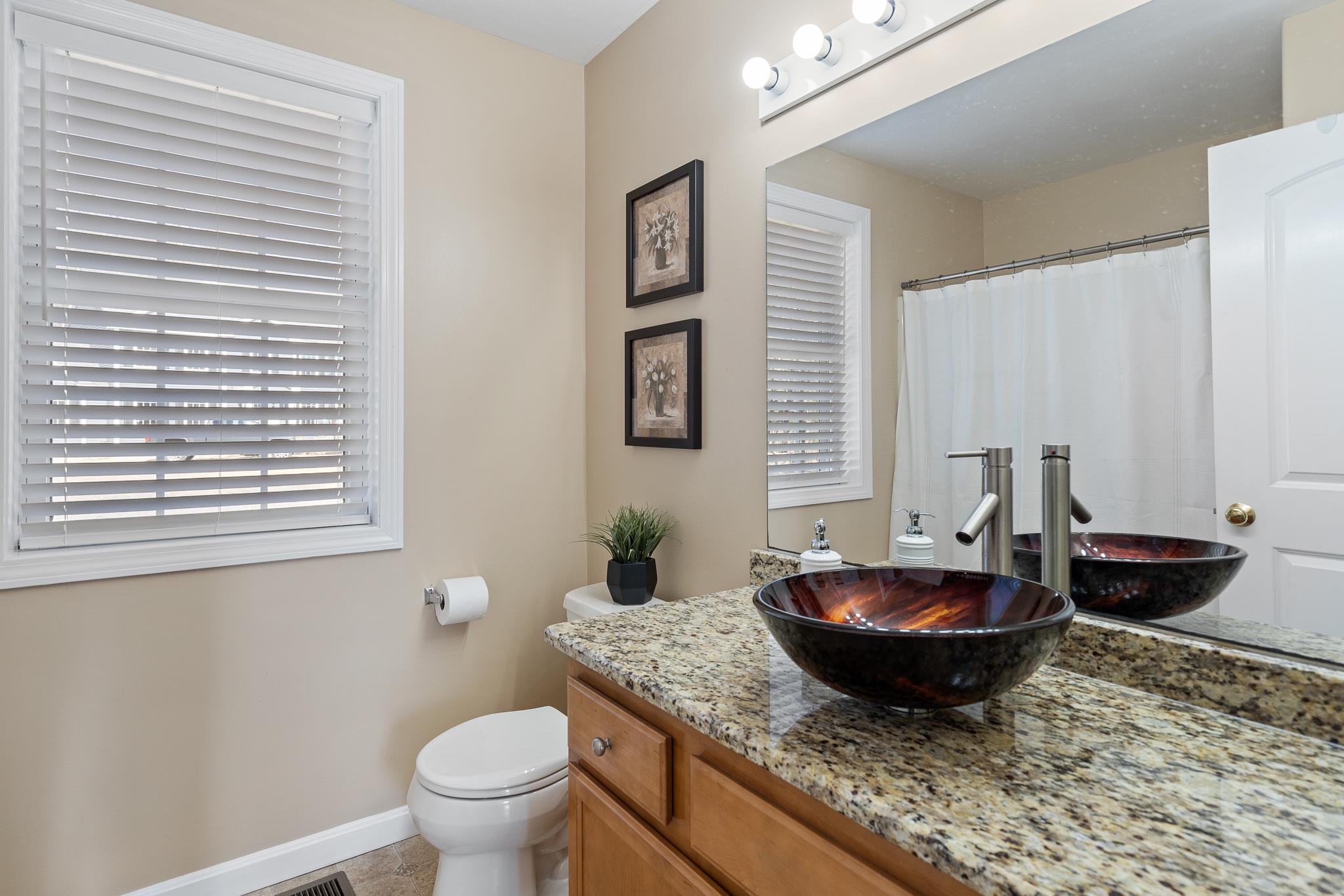 25 Gosselin Road Nashua, NH 03062 - Photo 24 of 40 Gallery Image 24