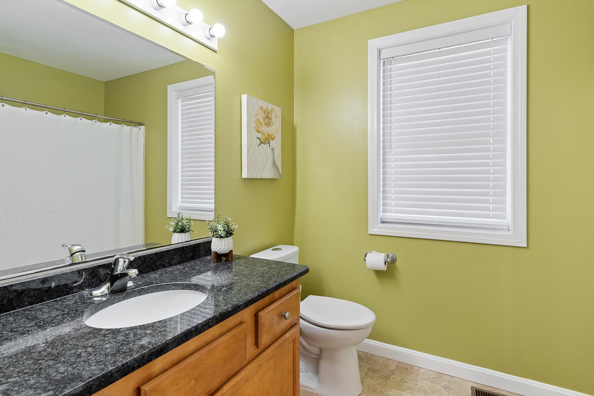 25 Gosselin Road Nashua, NH 03062 - Photo 33 of 40 Gallery Image 33