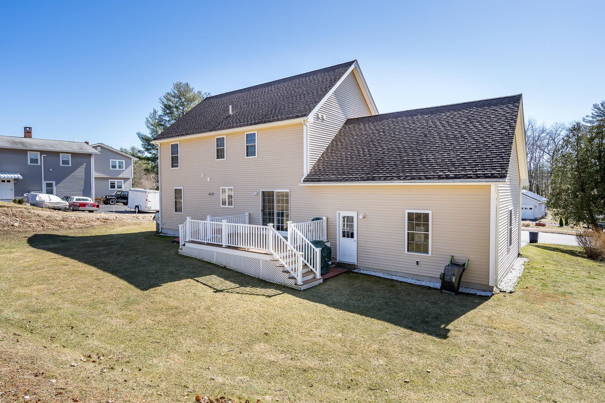 25 Gosselin Road Nashua, NH 03062 - Photo 36 of 40 Gallery Image 36