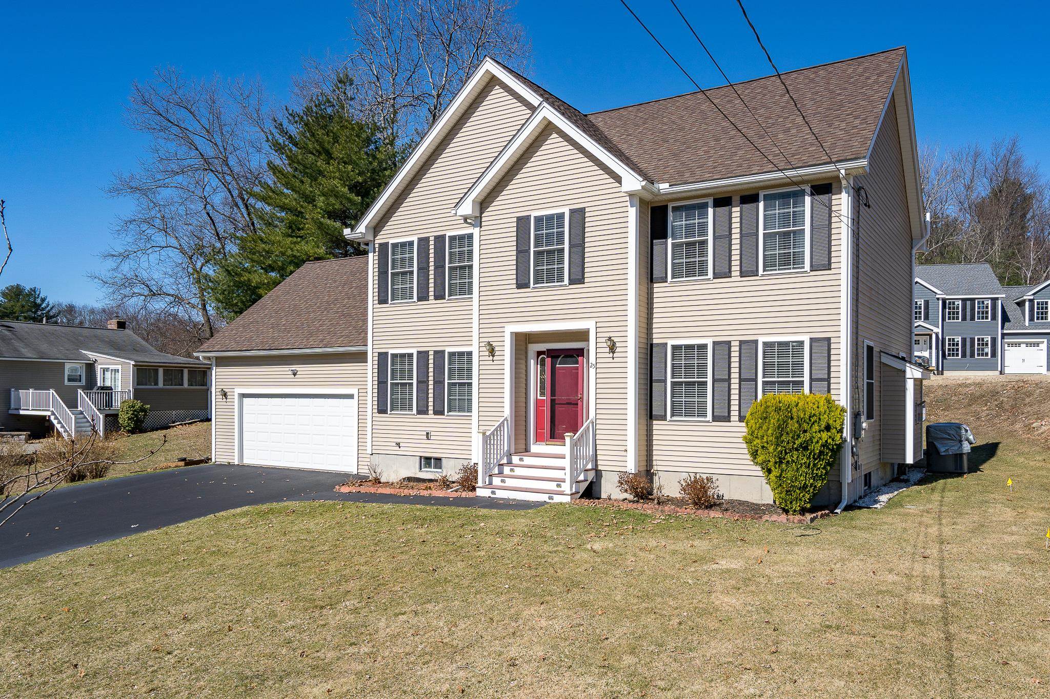 25 Gosselin Road Nashua, NH 03062 - Photo 39 of 40 Gallery Image 39