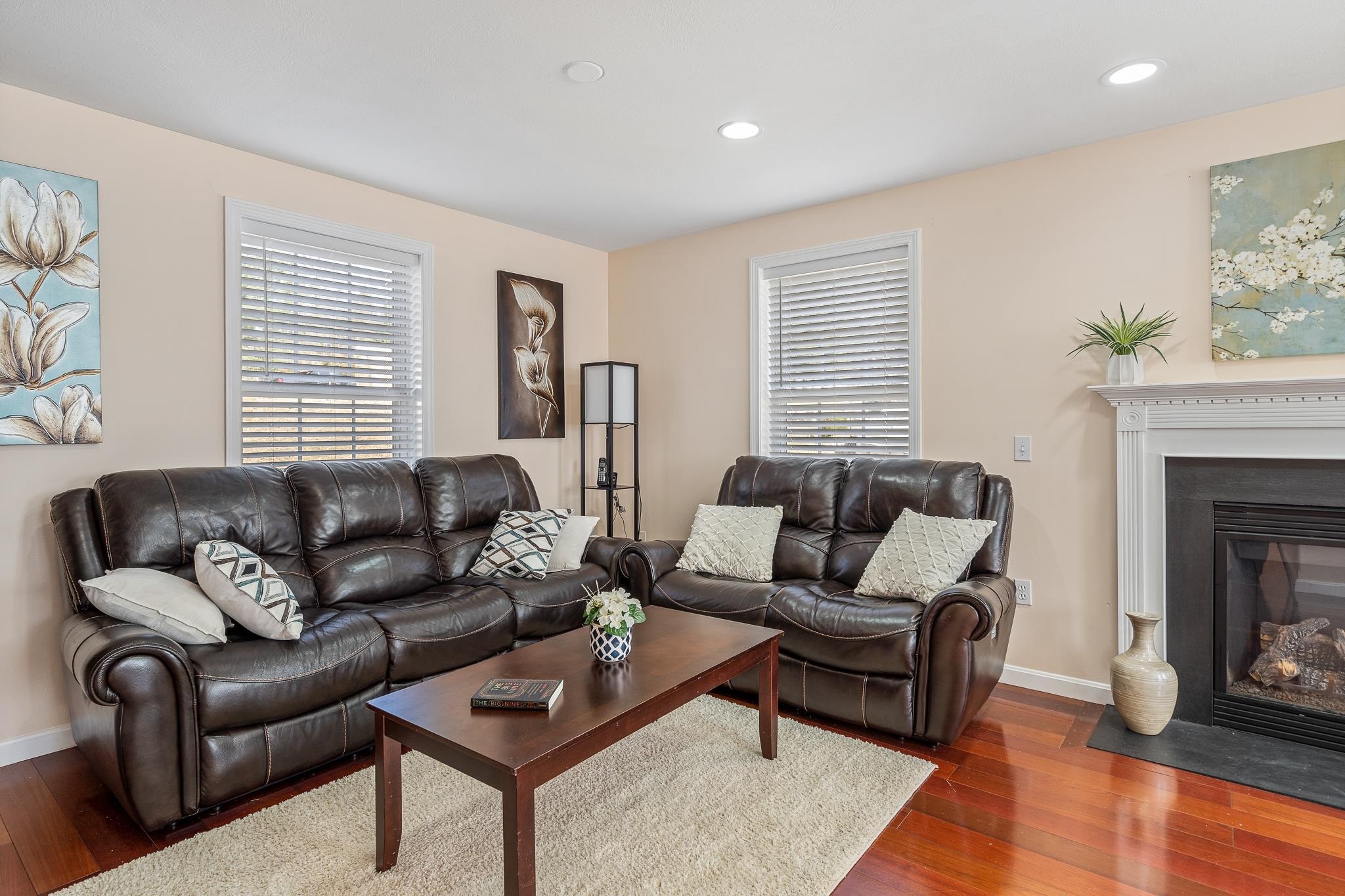 25 Gosselin Road Nashua, NH 03062 - Photo 4 of 40 Gallery Image 4