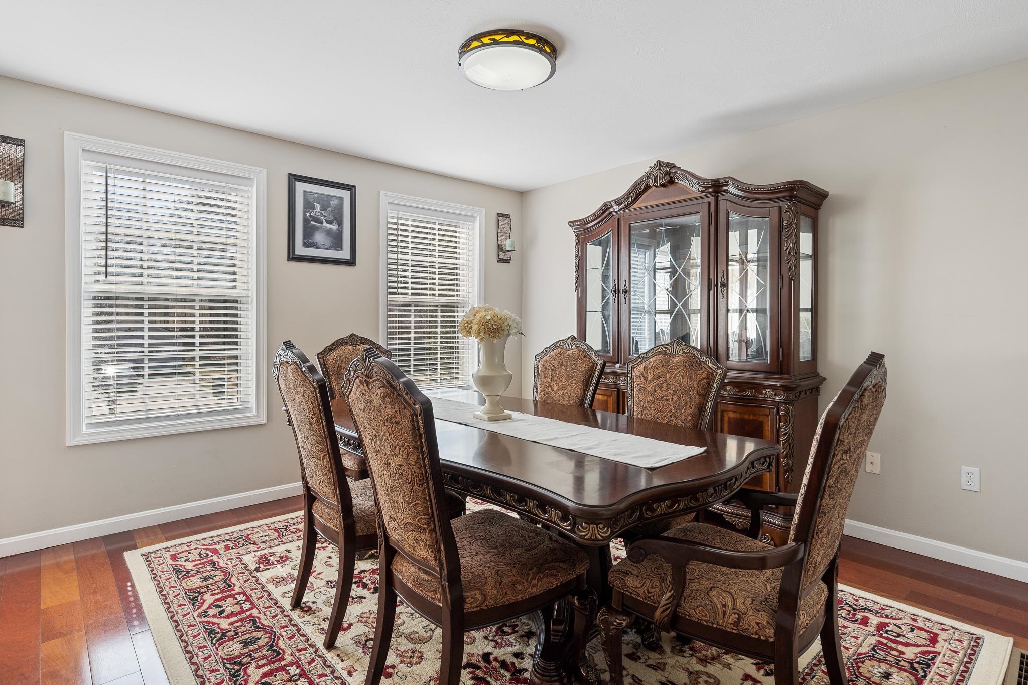 25 Gosselin Road Nashua, NH 03062 - Photo 8 of 40 Gallery Image 8