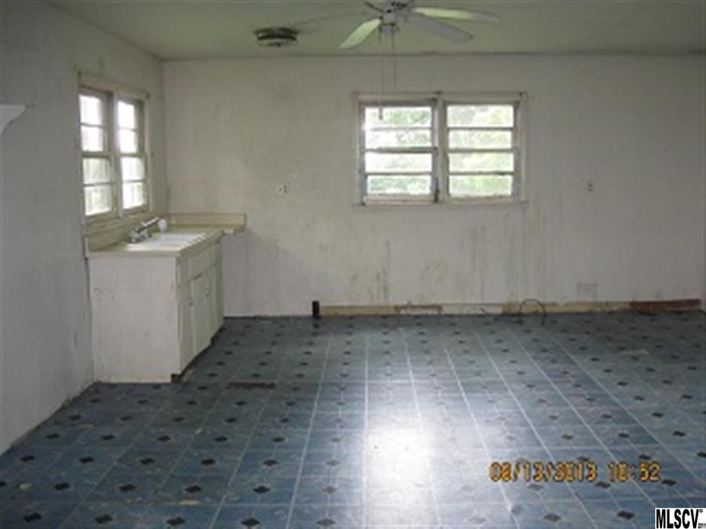 1693 Boomer Road Boomer, NC 28606 - Photo 3 of 7 Gallery Image 3