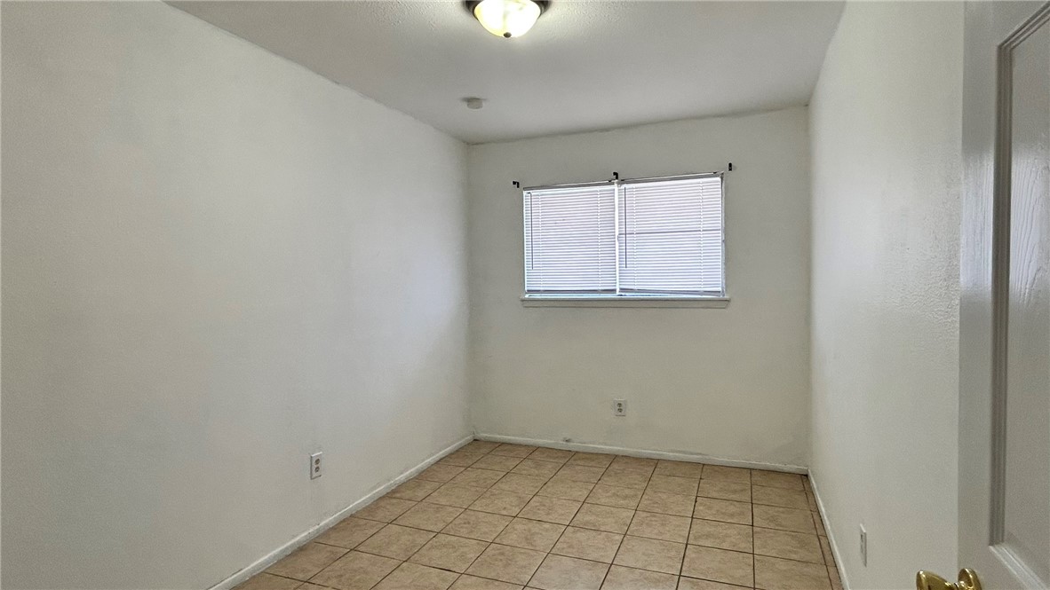 1004 Austin Street, Unit 9 Portland, TX 78374 - Photo 19 of 22 Second Bedroom