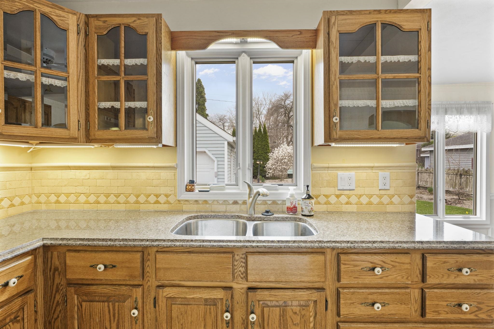 4902 Rothman Place Monona, WI 53716 - Photo 13 of 57