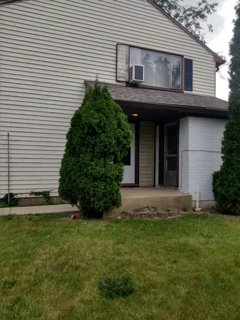 $1,250 | 3484 Western Avenue, Unit 3484B, Park Forest, IL 60466