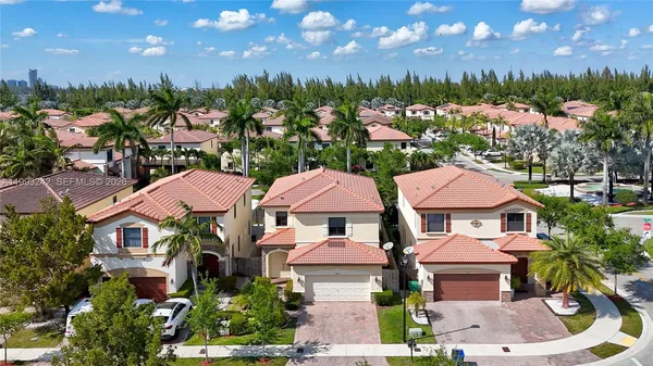 $4,800 | 10021 Northwest 87th Terrace, Doral, FL 33178