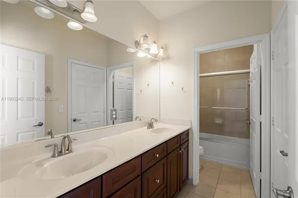 $4,800 | 10021 Northwest 87th Terrace, Doral, FL 33178