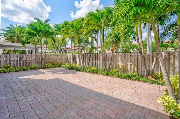 $4,800 | 10021 Northwest 87th Terrace, Doral, FL 33178