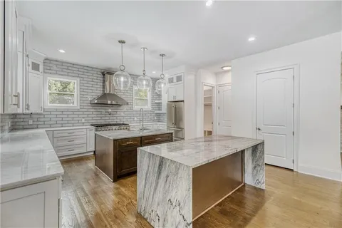 $870,000 | 2415 West Rugby Avenue, Atlanta, GA 30337