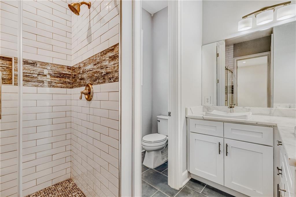 2415 West Rugby Avenue Atlanta, GA 30337 - Photo 22 of 27