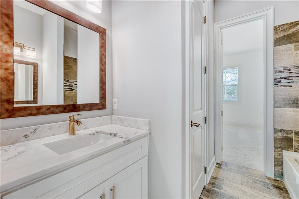 2415 West Rugby Avenue Atlanta, GA 30337 - Photo 24 of 27