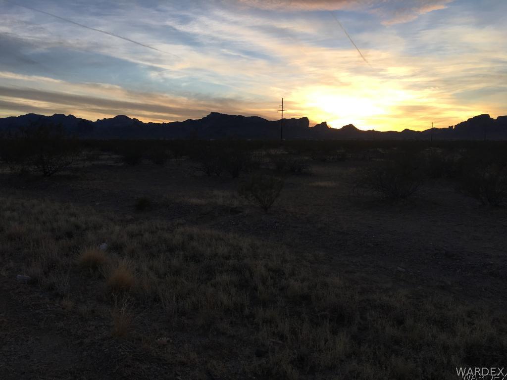 On South Estrella Road Golden Valley, AZ 86413 - Photo 11 of 16 Gallery Image 11