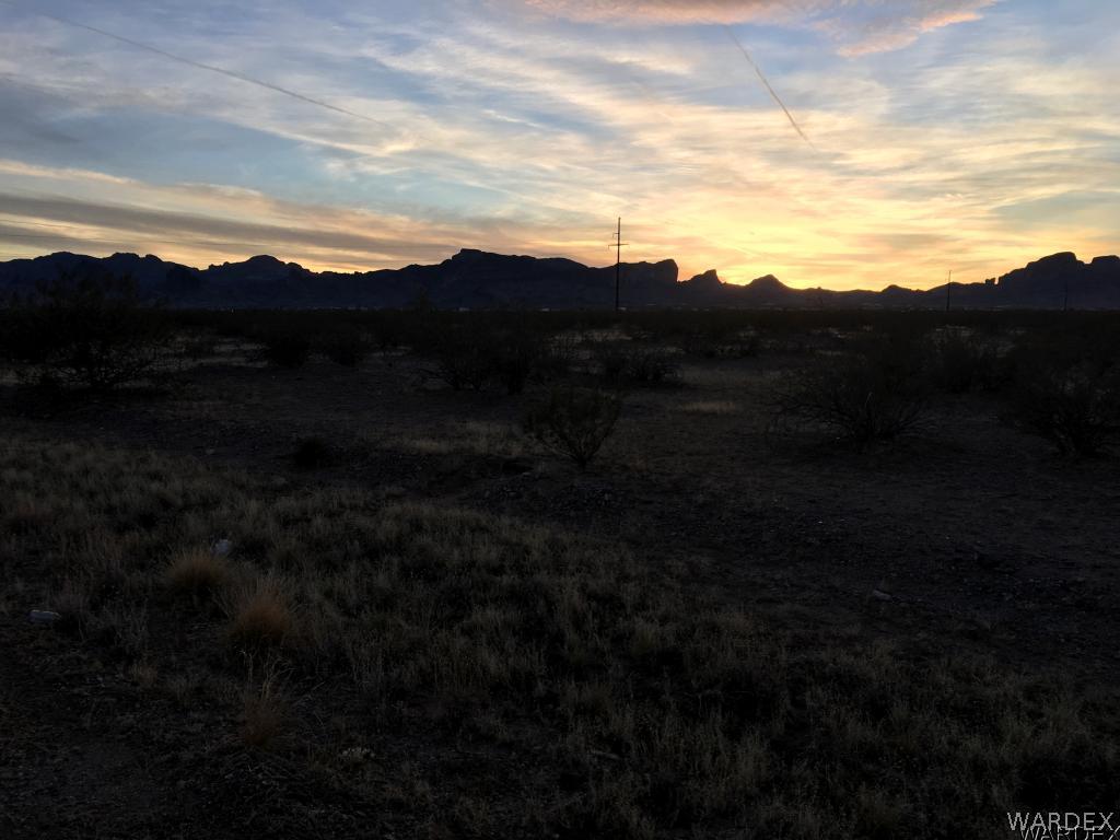 On South Estrella Road Golden Valley, AZ 86413 - Photo 14 of 16 Gallery Image 14