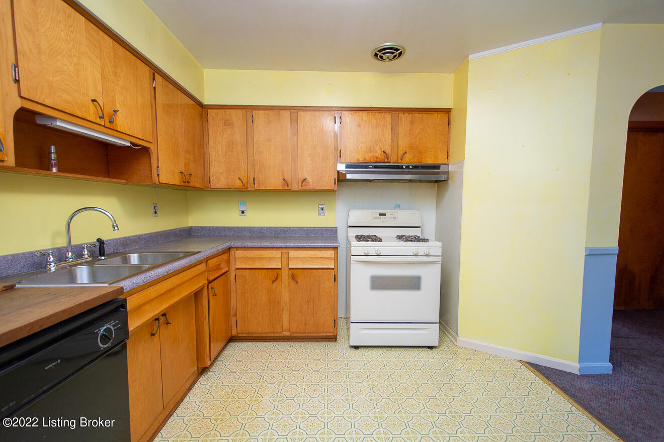 8705 Waltlee Road Louisville, KY 40291 - Photo 19 of 36 Waltlee -25