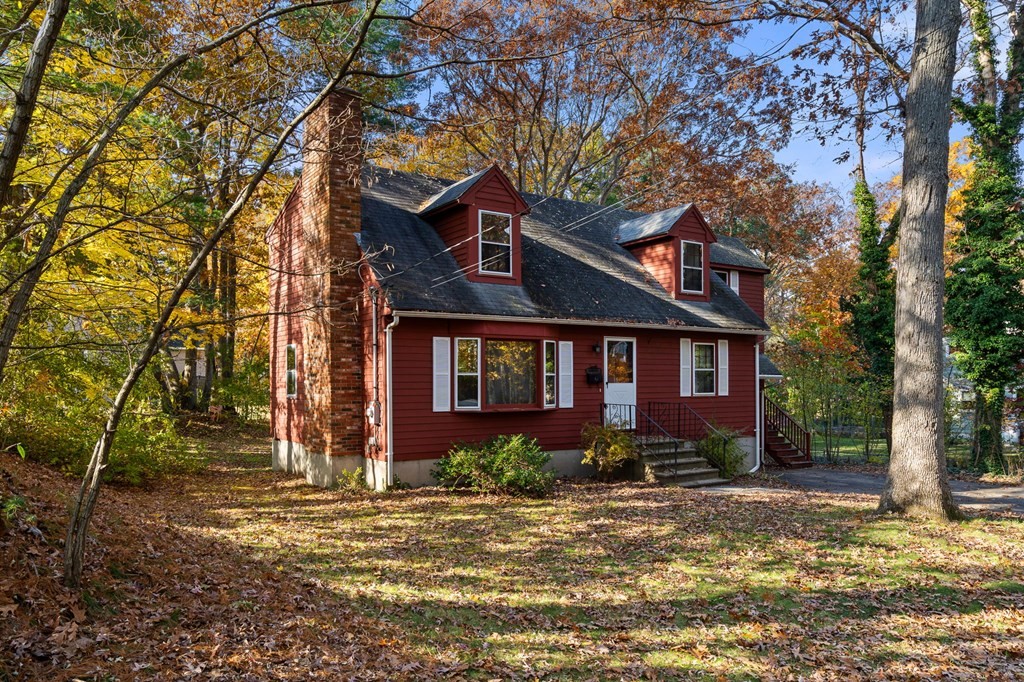 20 Colburn Road Reading, MA 01867 - Photo 1 of 36 Gallery Image 1
