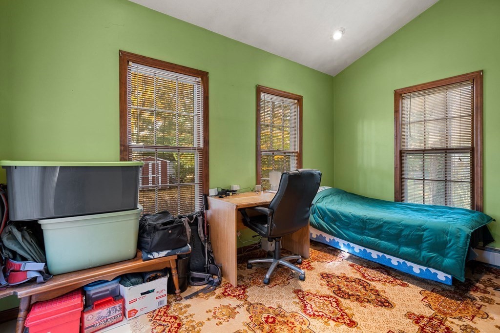 20 Colburn Road Reading, MA 01867 - Photo 16 of 36 Gallery Image 16