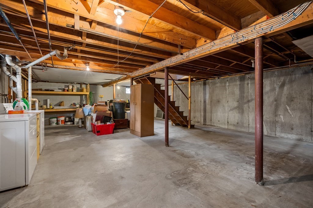20 Colburn Road Reading, MA 01867 - Photo 32 of 36 Gallery Image 32
