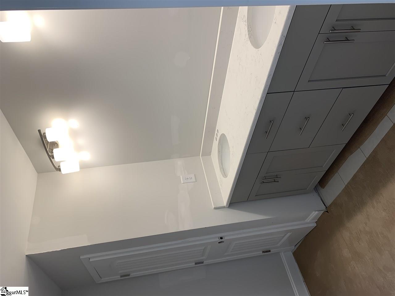 18 Peckham Street Greenville, SC 29607 - Photo 12 of 21 Gallery Image 12