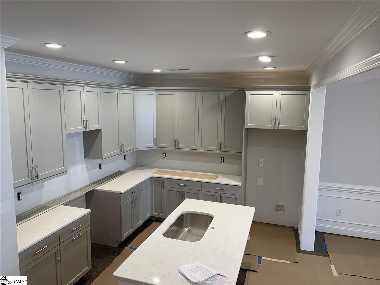 18 Peckham Street Greenville, SC 29607 - Photo 10 of 21 Gallery Image 10