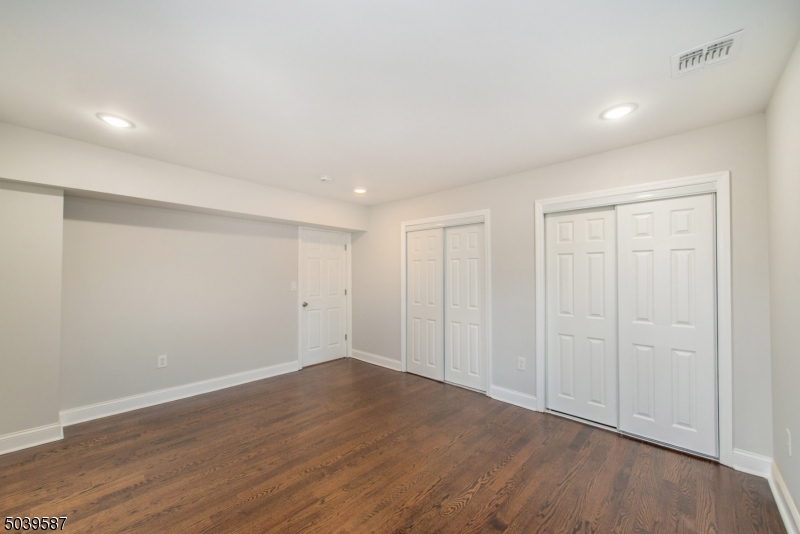 43 Perrin Avenue, Unit 2 Pompton Lakes, NJ 07442 - Photo 11 of 14