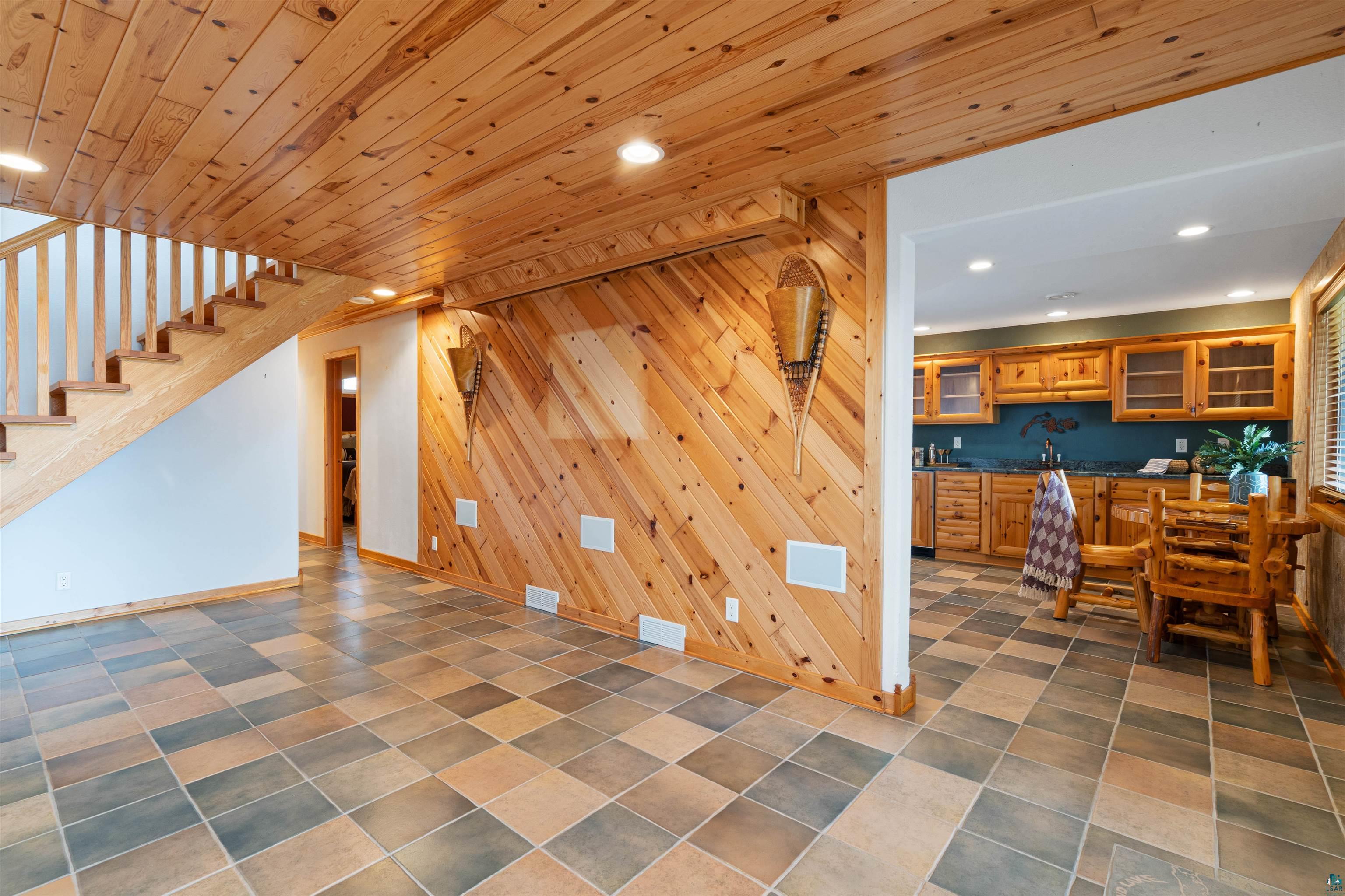 7024 Van Road Duluth, MN 55803 - Photo 27 of 44