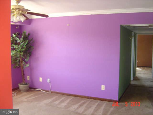 200 43rd Road Northeast, Unit 303 Washington, DC 20019 - Photo 8 of 11 Living Room