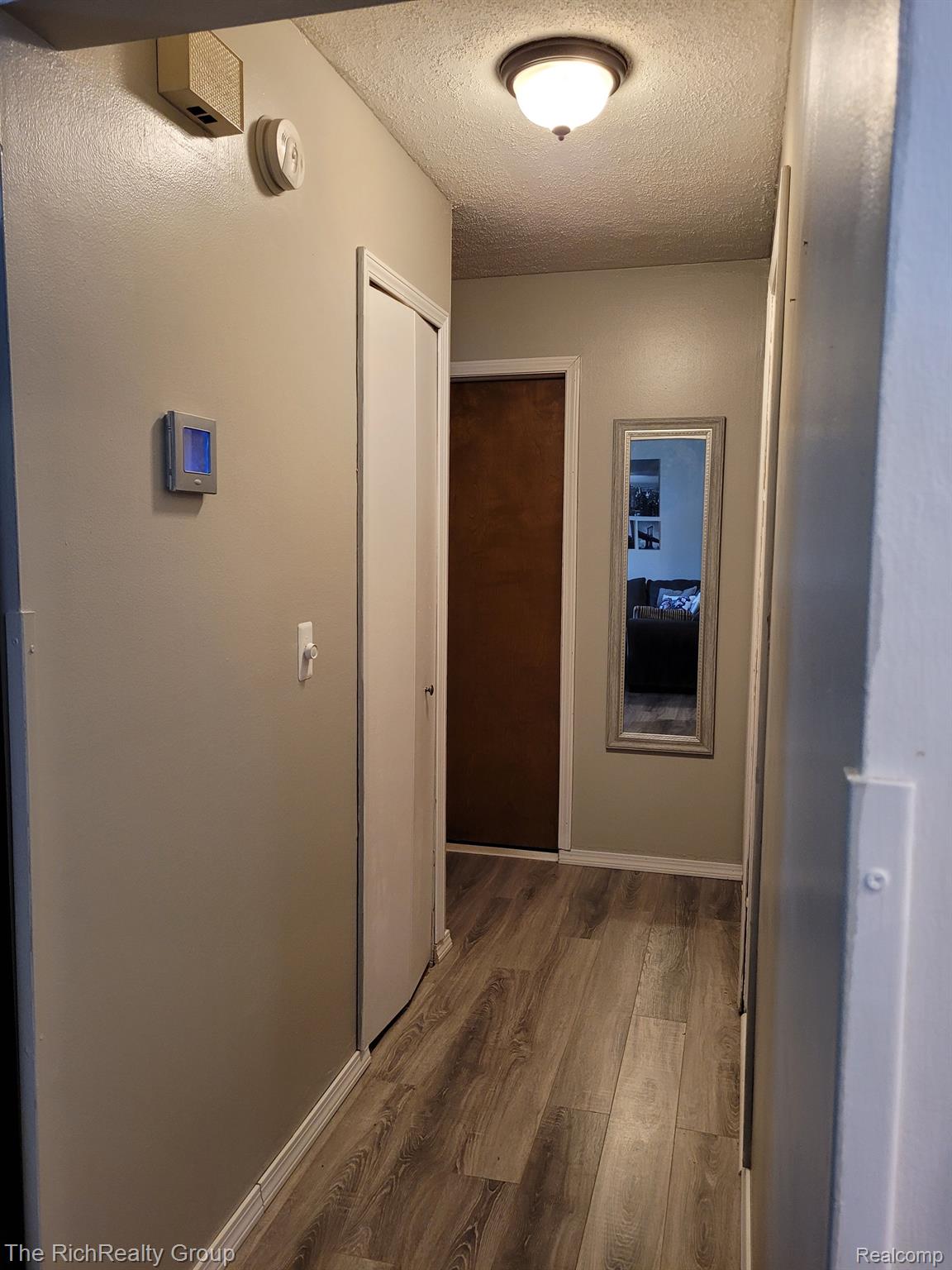 39793 Coronation Road Canton, MI 48188 - Photo 10 of 34 Gallery Image 10