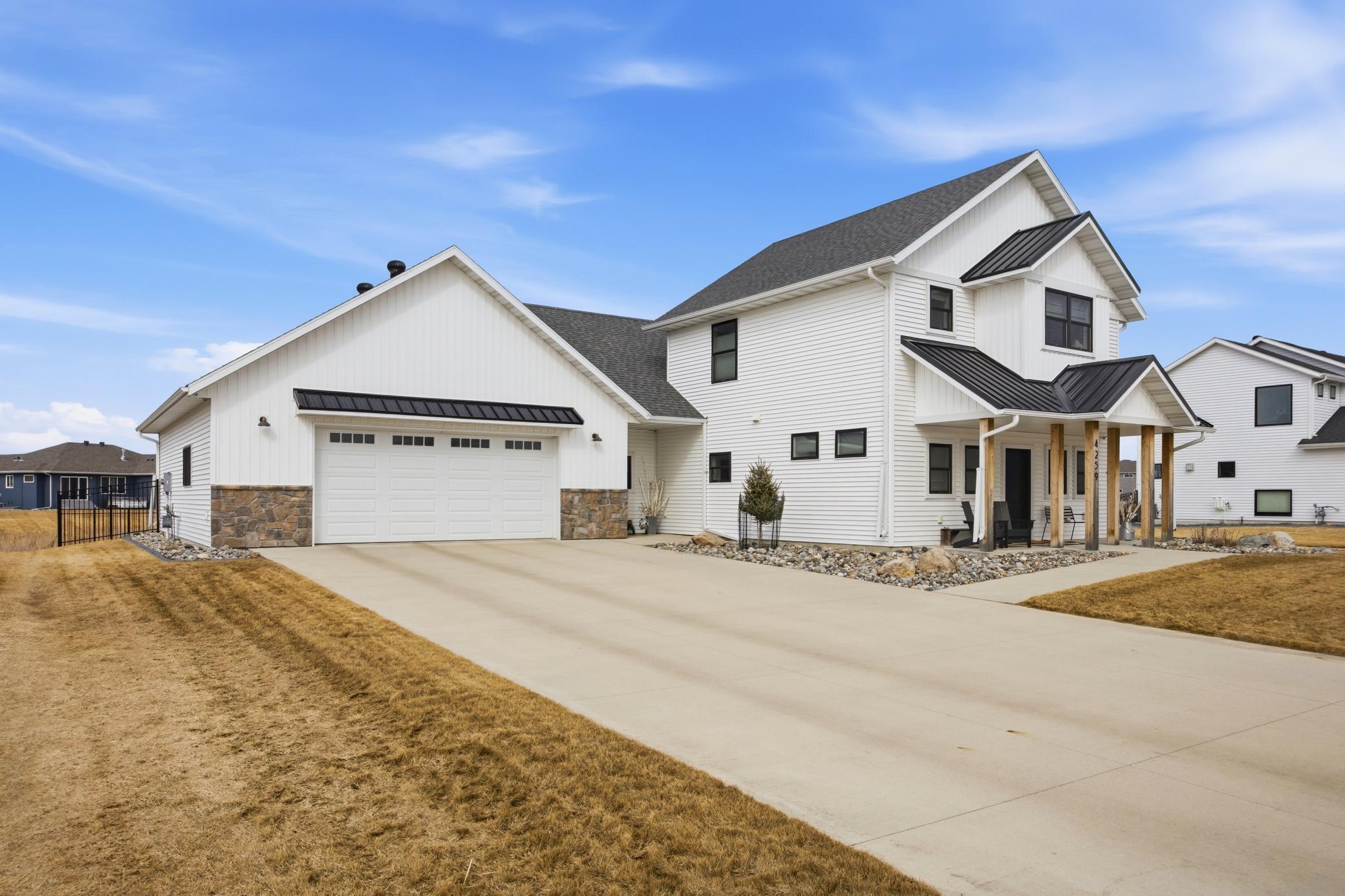 4259 Bristlecone Loop South Fargo, ND 58104 - Photo 7 of 55