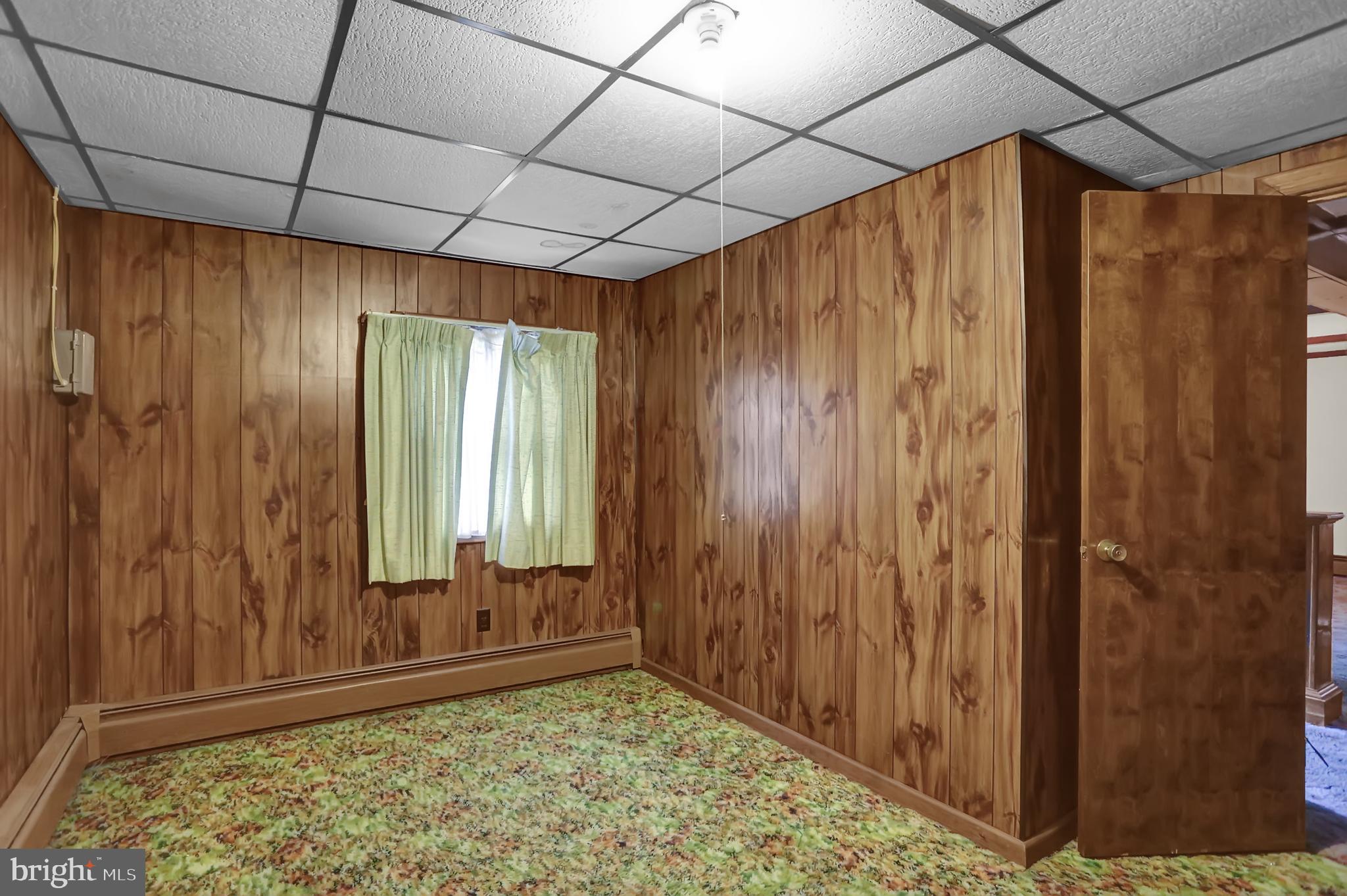 1401 Mount Laurel Road Temple, PA 19560 - Photo 8 of 14 Gallery Image 8