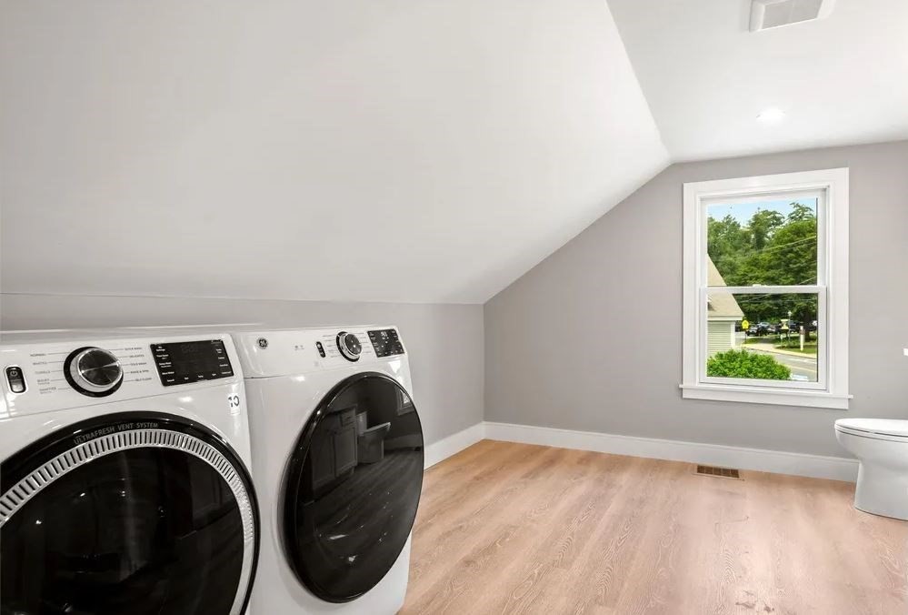 54 Main Street, Unit 201 Topsfield, MA 01983 - Photo 13 of 22