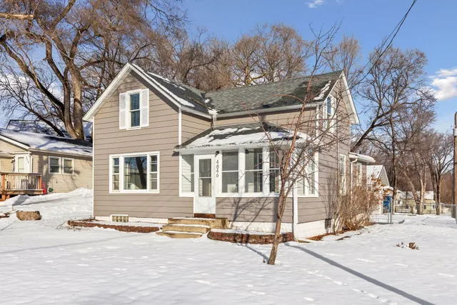 $300,000 | 4846 Dakota Street Southeast, Prior Lake, MN 55372