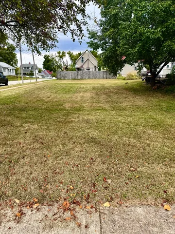 a view of an ocean from a yard