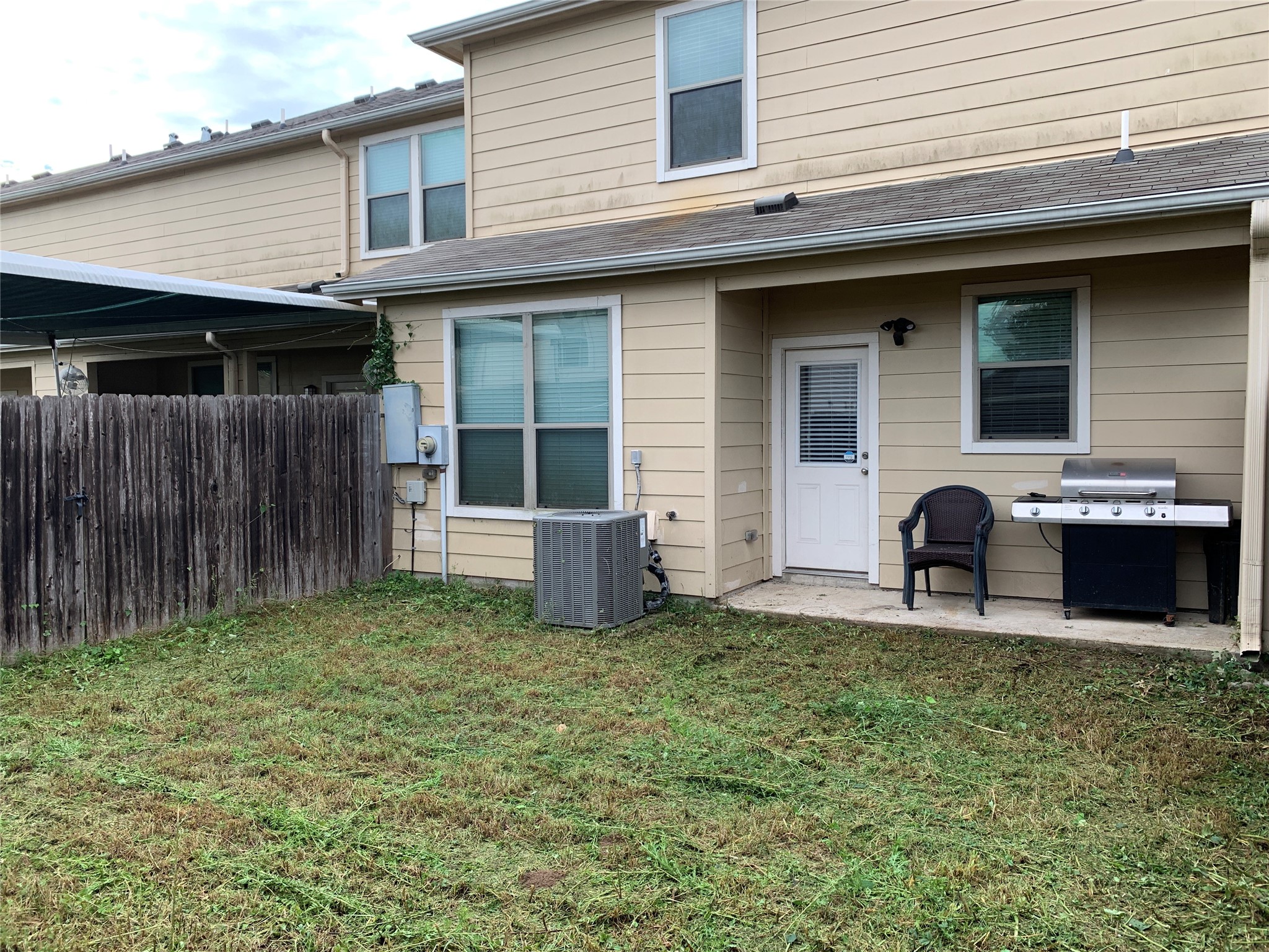 17038 Wilthorne Gardens Court Houston, TX 77084 - Photo 24 of 25 Even a grill for your first BBQ!