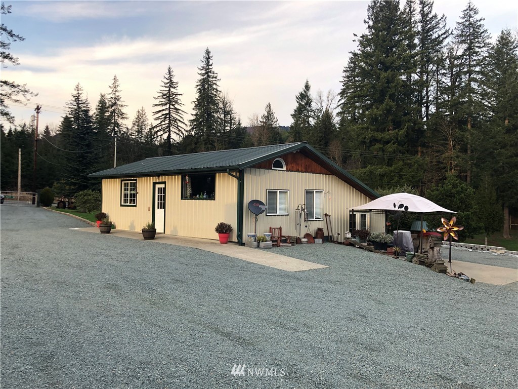 9116 Grandview Road Arlington, WA 98223 - Photo 1 of 24 Gallery Image 1