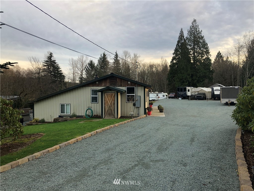 9116 Grandview Road Arlington, WA 98223 - Photo 2 of 24 Gallery Image 2
