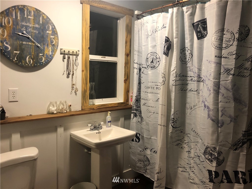9116 Grandview Road Arlington, WA 98223 - Photo 8 of 24 Gallery Image 8