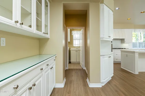$6,000 | 801 La Vina Lane, Altadena, CA 91001