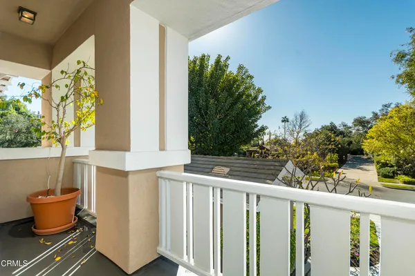$6,000 | 801 La Vina Lane, Altadena, CA 91001