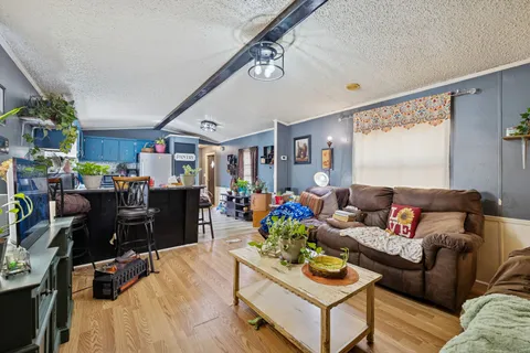 $109,900 | 639 Big Rock Road, Big Rock, TN 37023