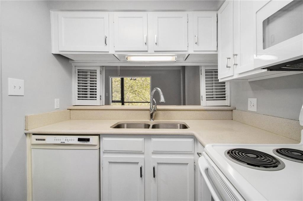 1800 Clairmont Lake, Unit A414 Decatur, GA 30033 - Photo 16 of 27