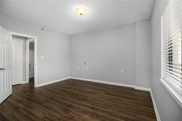 $210,000 | 1800 Clairmont Lake, Unit A414, Decatur, GA 30033