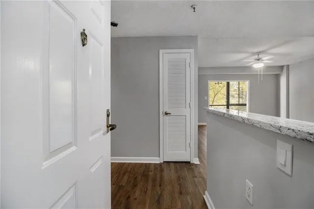 $210,000 | 1800 Clairmont Lake, Unit A414, Decatur, GA 30033