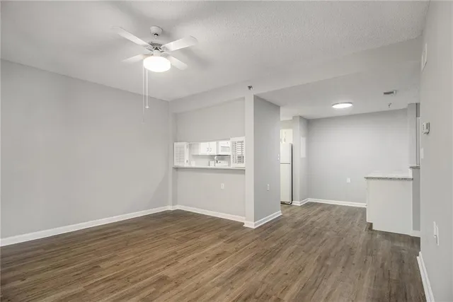 $210,000 | 1800 Clairmont Lake, Unit A414, Decatur, GA 30033