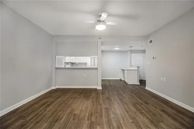 $210,000 | 1800 Clairmont Lake, Unit A414, Decatur, GA 30033