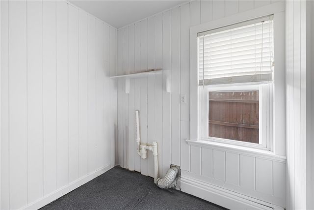 $360,000 | 52 Pleasant View Road, Warwick, RI 02888