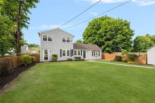 $360,000 | 52 Pleasant View Road, Warwick, RI 02888