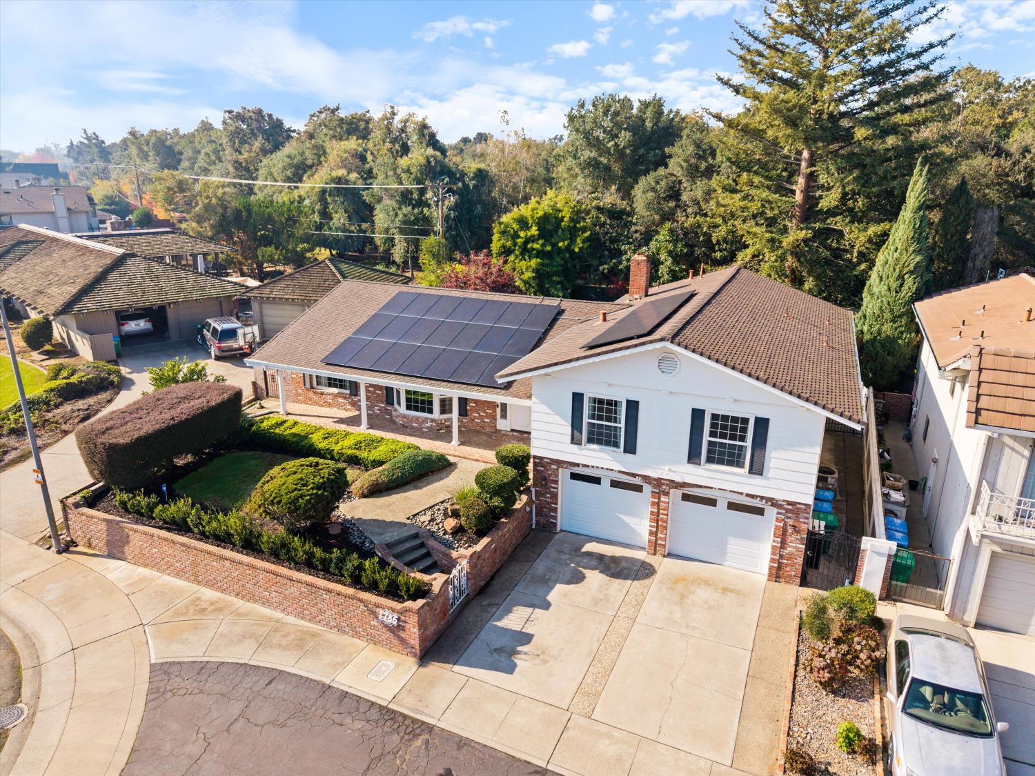 1786 Le Bec Court Lodi, CA 95240 - Photo 3 of 65