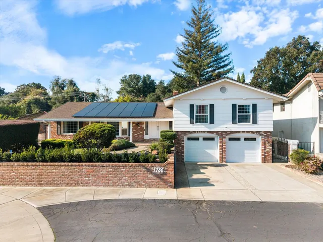 $789,990 | 1786 Le Bec Court, Lodi, CA 95240