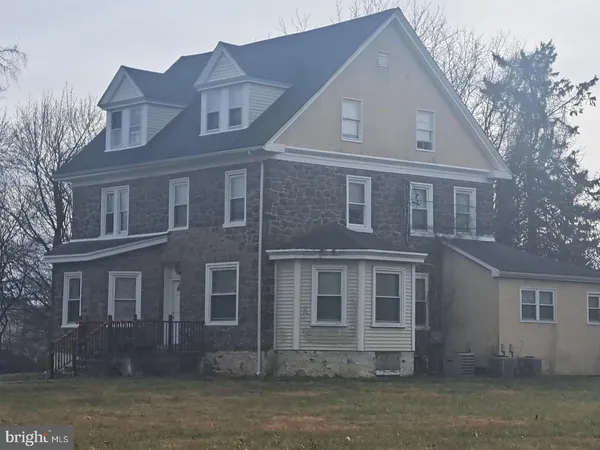 $650,000 | 165 West Moreland Avenue, Horsham, PA 19044